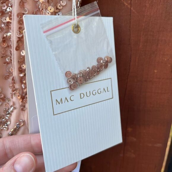 Mac Duggal Rose Gold/Apricot Sequined A line Gown size 6 NWT - Picture 9 of 11